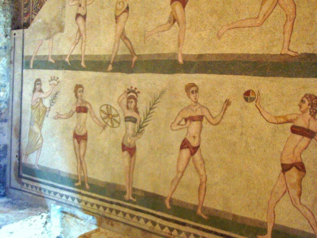 Particolare del mosaico delle “ragazze in bikini”, Villa del Casale di Piazza Armerina (foto di A. Patti)