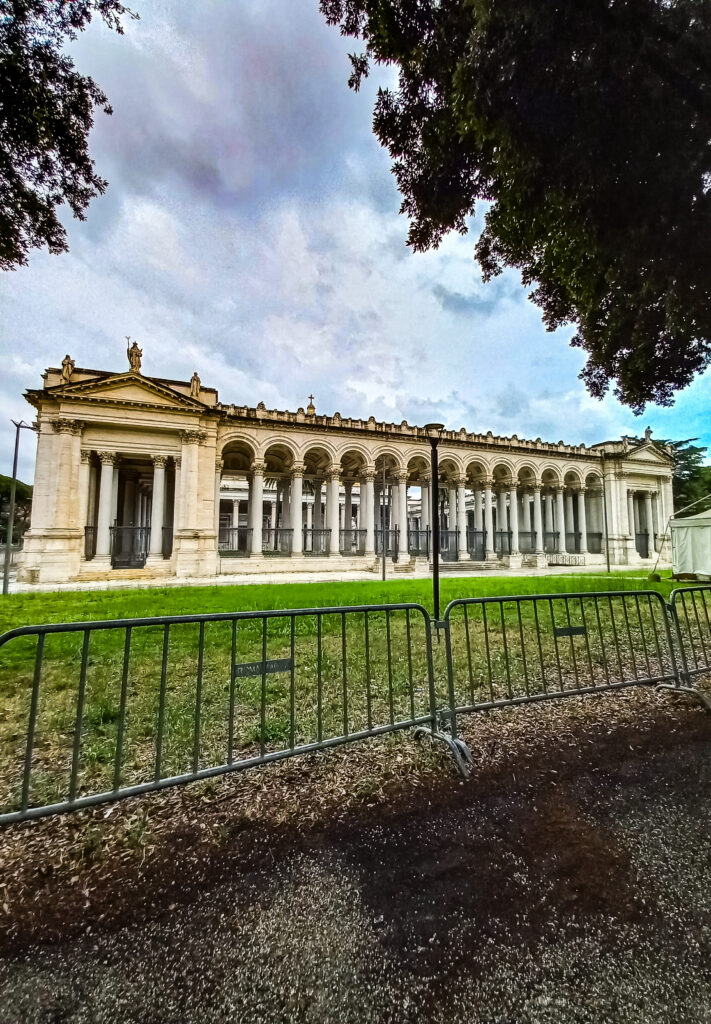 basilica di san paolo fuori le mura esterno